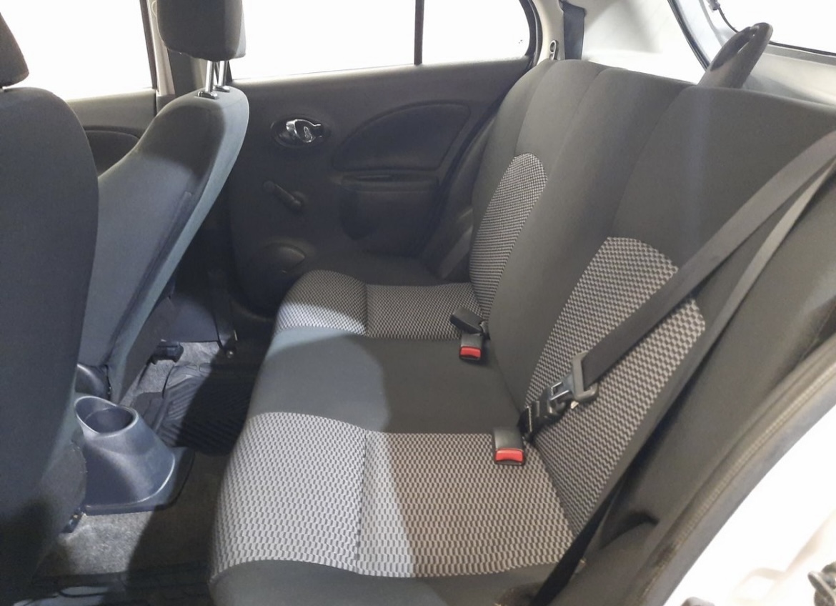 Nissan March Sense Mt