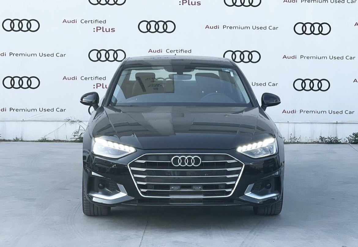 Audi A4 Select At