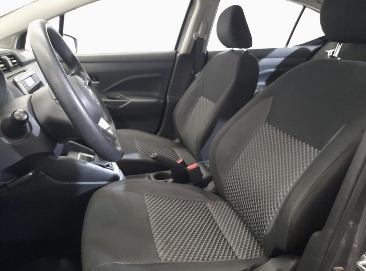 Nissan Versa Sense Ta