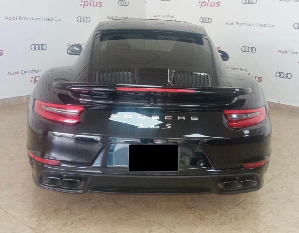 Porsche 911 Turbo S