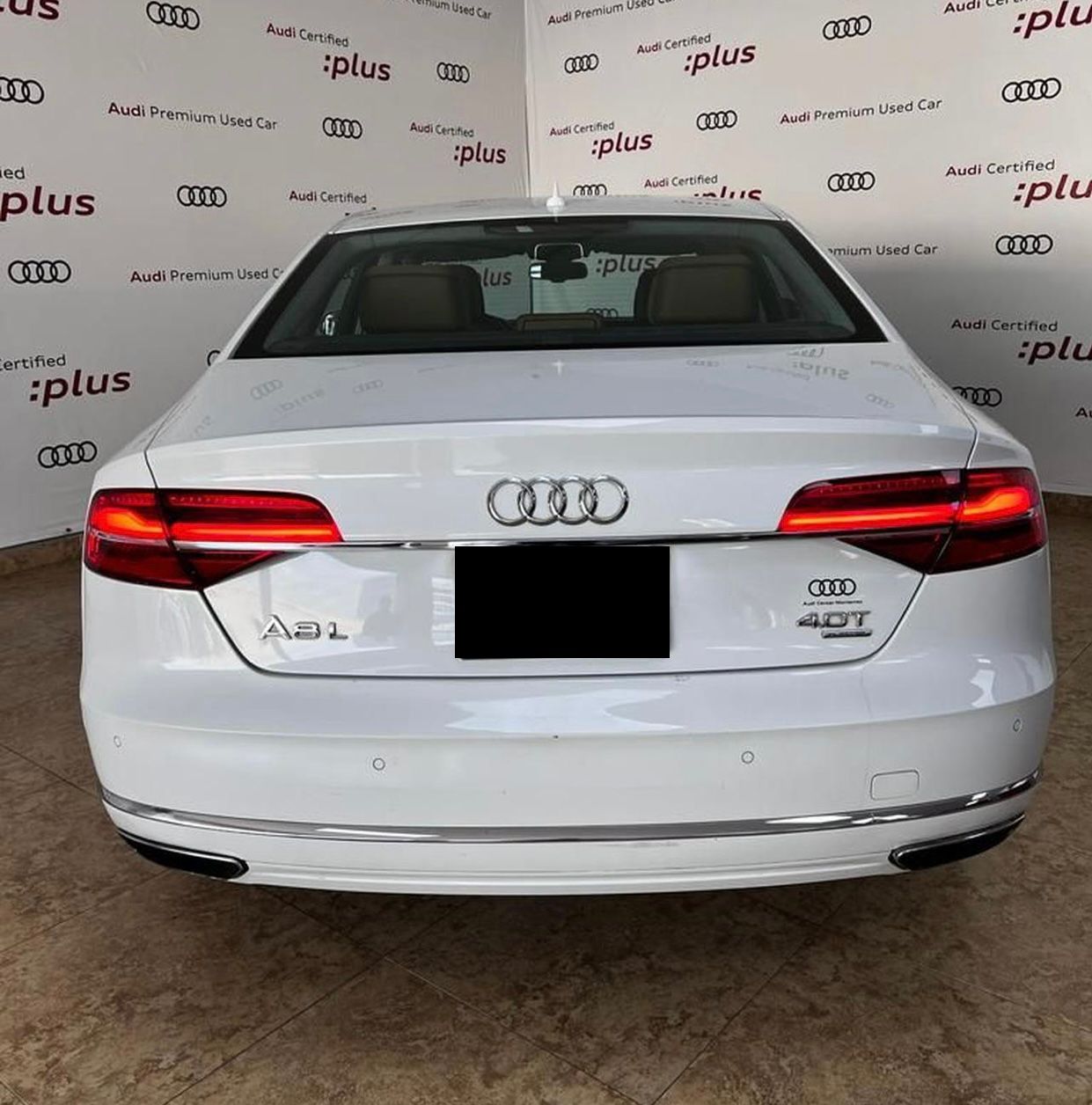 Audi A8 LWB Premium